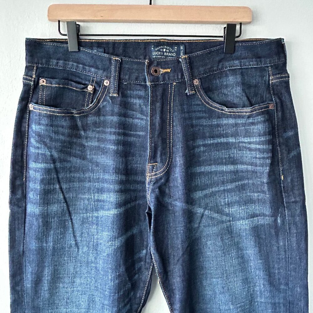 Lucky Brand 410 Athletic Fit Jeans Mens 33x30 Dark Wash Denim Straight Leg - Picture 3 of 10